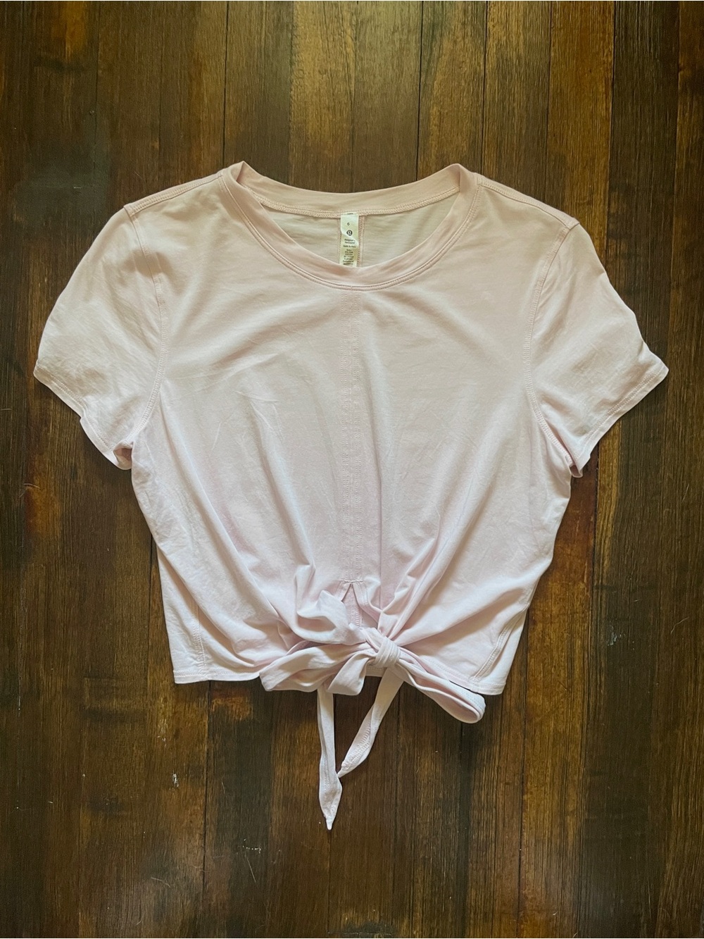 Lululemon time to restore short sleeve shirt size 6 pink mist tee